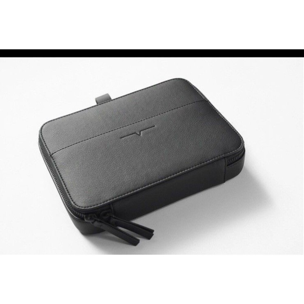 Von Holzhausen Watch Band Portfolio for Apple Zipper Case Leather Black